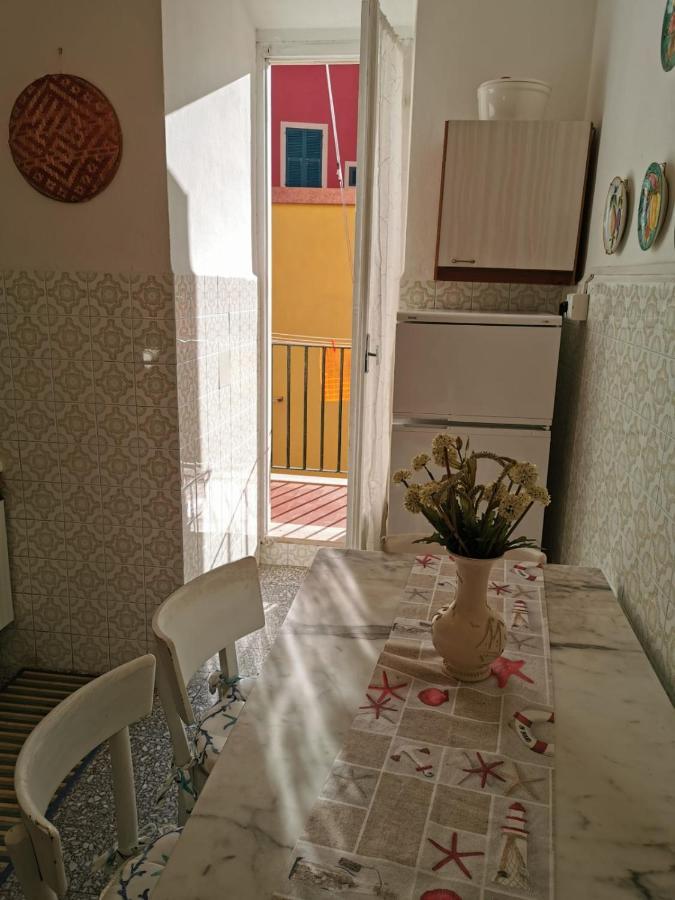 A Casa Di Alecarla Apartment Леричи Екстериор снимка